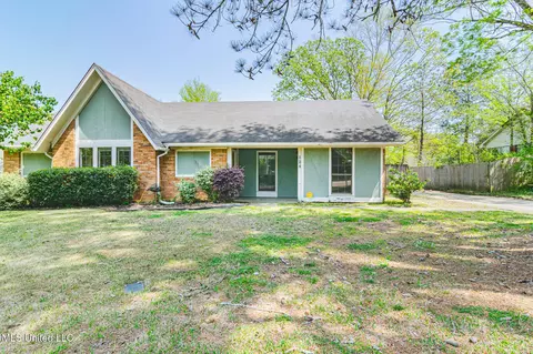 124 Scotland Rd, Clinton, MS 39056
