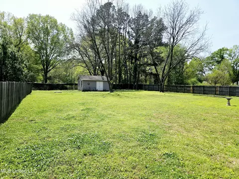Exterior - 207 Heritage Dr, Madison, MS 39110 photo 6 of 6