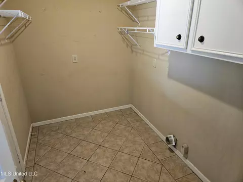 Other - 207 Heritage Dr, Madison, MS 39110 photo 3 of 7