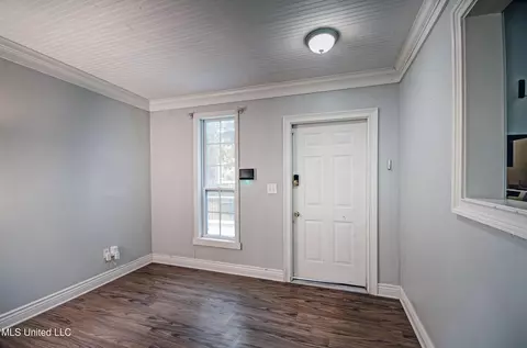 310 Hartfield St, Jackson, MS 39216 photo 4
