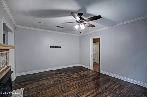 310 Hartfield St, Jackson, MS 39216 photo 3