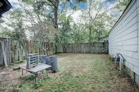 310 Hartfield St, Jackson, MS 39216 photo 11