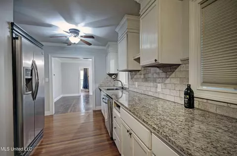 310 Hartfield St, Jackson, MS 39216 photo 7
