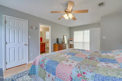 Bedroom - 9727 Pokai St, Diamondhead, MS 39525 photo 4 of 5