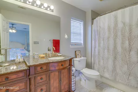 Bath - 9727 Pokai St, Diamondhead, MS 39525 photo 1 of 2