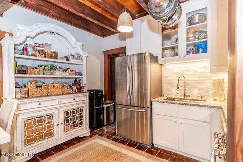 Kitchen - 1506 Greymont Ave, Jackson, MS 39202 photo 1 of 2