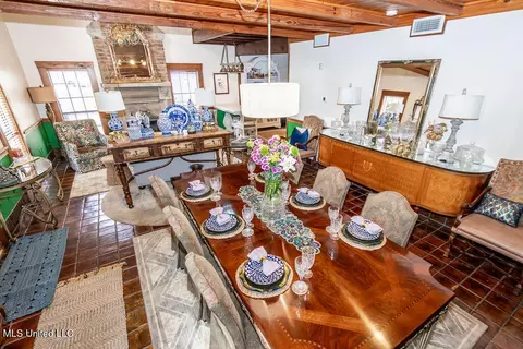 Dining - 1506 Greymont Ave, Jackson, MS 39202 photo 4 of 4