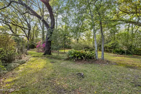 5561 E Diamondhead Dr, Diamondhead, MS 39525 photo 40