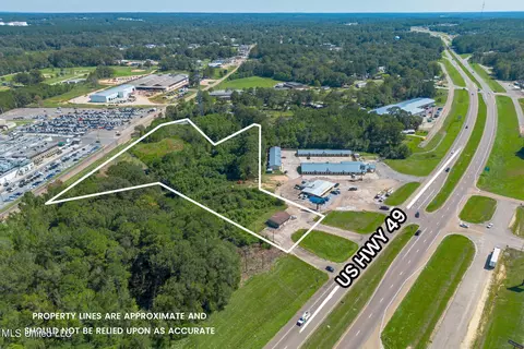 3492 Us 49 N, Collins, MS 39428