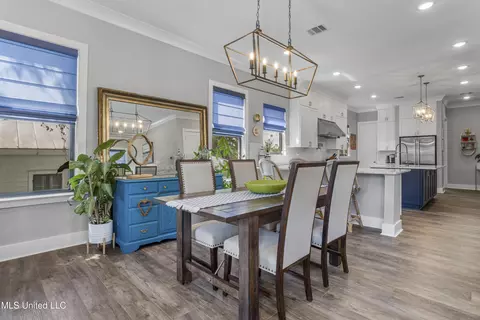 Dining - 457 E Second St, Pass Christian, MS 39571 photo 1 of 3