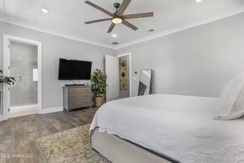 Bedroom - 457 E Second St, Pass Christian, MS 39571 photo 3 of 4