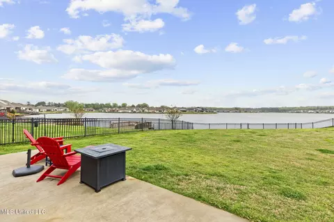Exterior - 153 Shore View Dr, Madison, MS 39110 photo 6 of 7