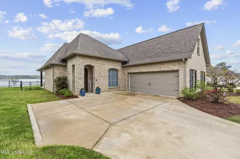 Exterior - 153 Shore View Dr, Madison, MS 39110 photo 3 of 7