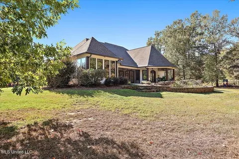 Exterior - 308 Partridge Cv, Brandon, MS 39047 photo 12 of 20