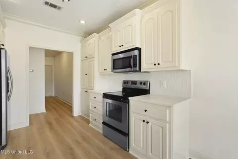 908 Fairview Pl, Brandon, MS 39047 photo 9