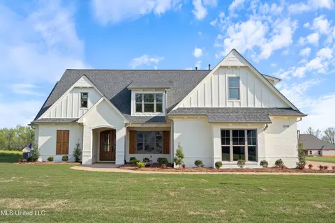 5114 Camp Xing, Hernando, MS 38632