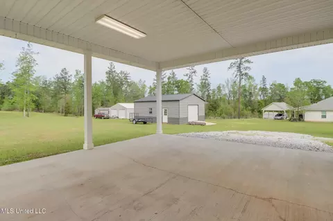 Exterior - 105 Pineview Dr, Lucedale, MS 39452 photo 2 of 2