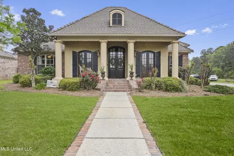 386 Fly Away Ct, Biloxi, MS 39531