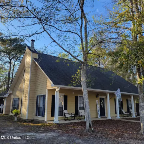 1713 Lucina Cv, Gautier, MS 39553