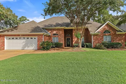 174 Woodlands Glen Cir, Brandon, MS 39047