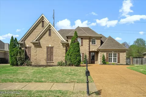 1411 W Notting Hill Dr, Hernando, MS 38632