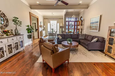 Living - 803 Onyx Pl, Flowood, MS 39232 photo 1 of 8