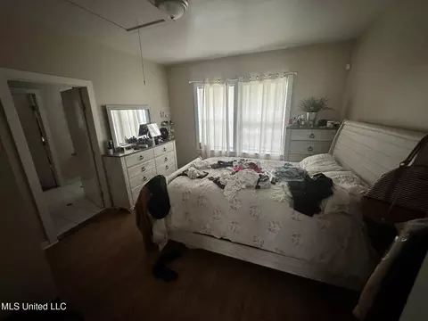 Bedroom - 202 Lee St, Biloxi, MS 39530 photo 2 of 2