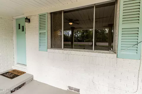 Exterior - 1603 NE 1st Ave, Magee, MS 39111 photo 4 of 17