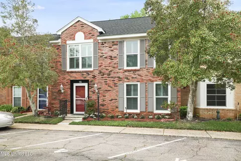 15 Independence Dr, Gulfport, MS 39507