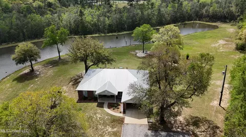 View/Area - 7401 N Creek Rd, Lucedale, MS 39452 photo 2 of 4