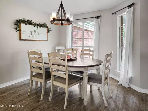 Dining - 7401 N Creek Rd, Lucedale, MS 39452 photo 2 of 2