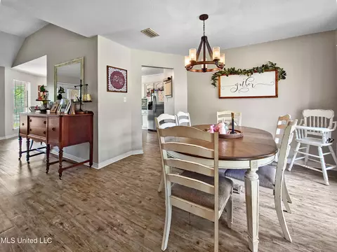 Dining - 7401 N Creek Rd, Lucedale, MS 39452 photo 1 of 2