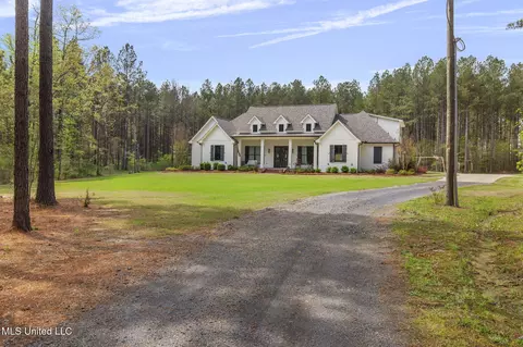 Exterior - 205 Stump Ridge Rd, Brandon, MS 39047 photo 1 of 24