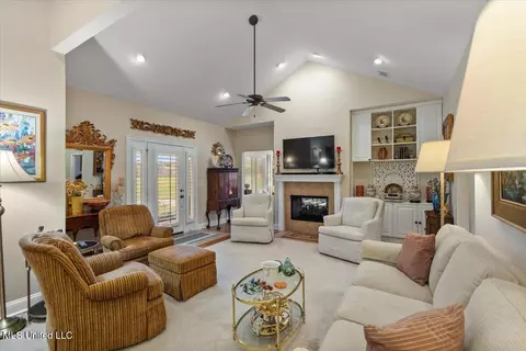 Living - 430 Independence Blvd, Flowood, MS 39232 photo 3 of 6