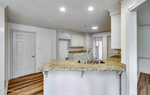 Kitchen - 146 Sumac Dr, Madison, MS 39110 photo 1 of 5