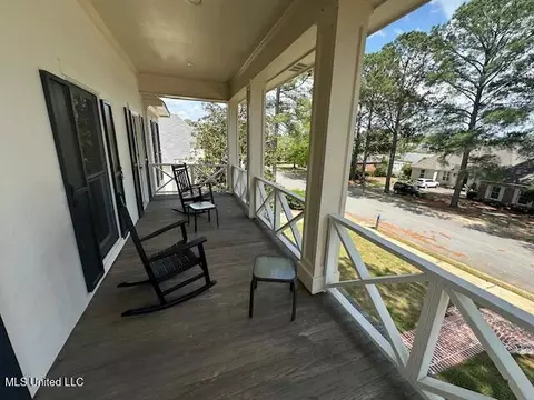 Exterior - 117 Peninsula Dr, Brandon, MS 39047 photo 4 of 11