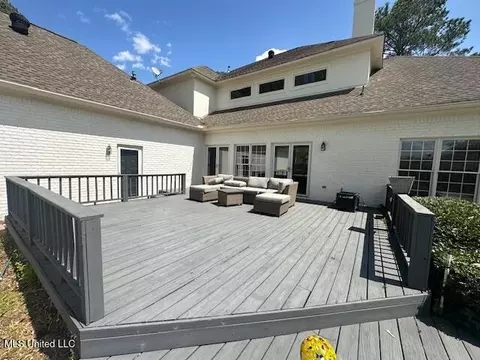 Exterior - 117 Peninsula Dr, Brandon, MS 39047 photo 8 of 11