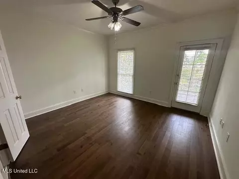 Bedroom - 117 Peninsula Dr, Brandon, MS 39047 photo 2 of 2
