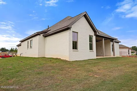 Exterior - 243 Bronson Bnd, Flowood, MS 39232 photo 7 of 7