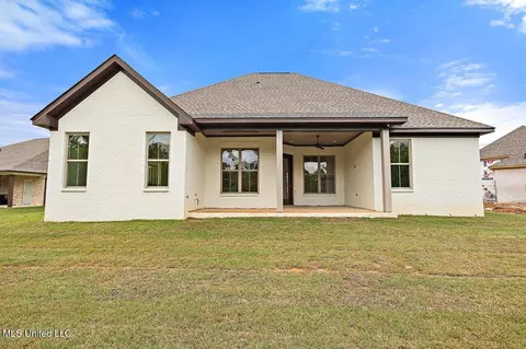 Exterior - 243 Bronson Bnd, Flowood, MS 39232 photo 6 of 7