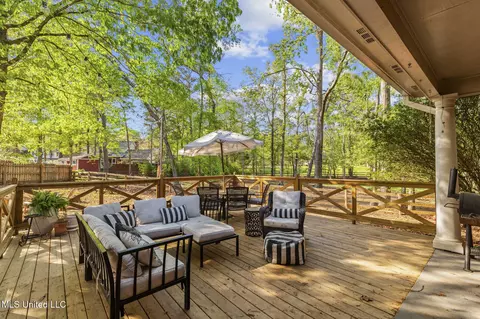 Exterior - 139 Easthaven Dr, Brandon, MS 39042 photo 7 of 17