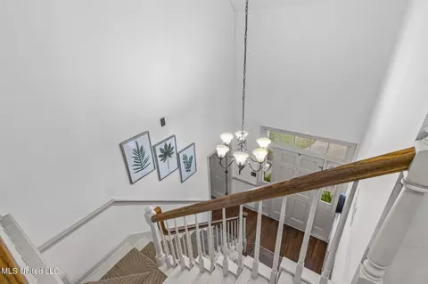 Entry Way - 139 Easthaven Dr, Brandon, MS 39042 photo 9 of 10