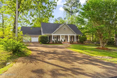 Exterior - 139 Easthaven Dr, Brandon, MS 39042 photo 1 of 17