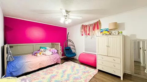 Bedroom - 925 Sycamore St, Grenada, MS 38901 photo 7 of 7