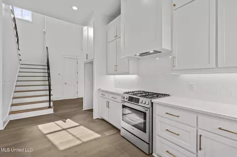 Entry Way - 112 Brashear St, Madison, MS 39110 photo 1 of 12