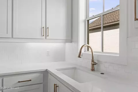 Kitchen - 112 Brashear St, Madison, MS 39110 photo 5 of 5