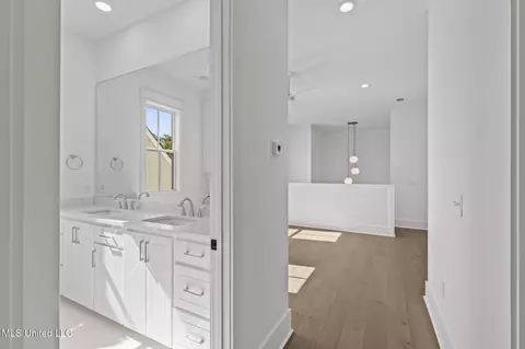 Entry Way - 112 Brashear St, Madison, MS 39110 photo 12 of 12