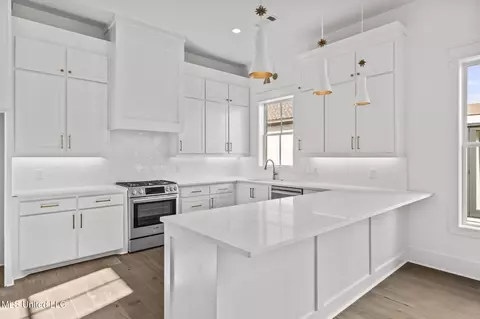Kitchen - 112 Brashear St, Madison, MS 39110 photo 1 of 5