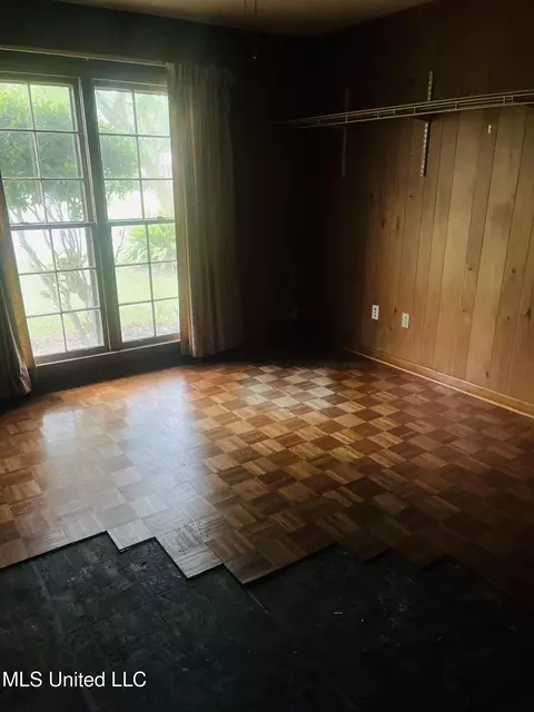Bedroom - 3919 Riverwood Dr, Moss Point, MS 39563 photo 2 of 2