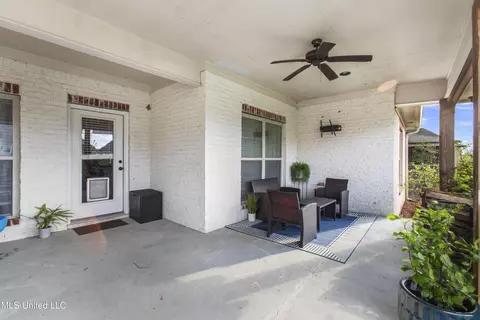 Exterior - 131 Camden Ln, Madison, MS 39110 photo 3 of 11